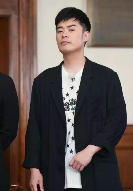 奔跑导演资料,导演视角下的激情与梦想