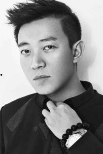 成都牙尖男网红,网络红人背后的麻辣人生